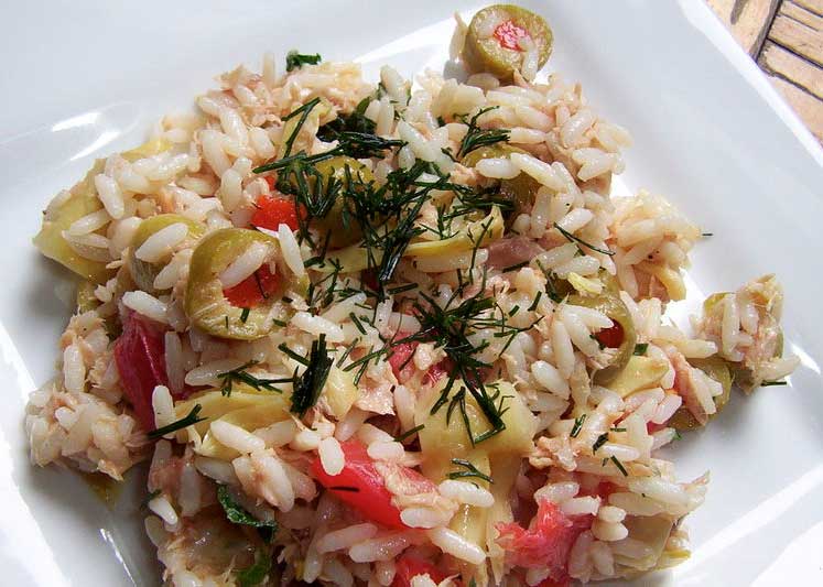 Salade de riz composée BIO, aux champignons et thon