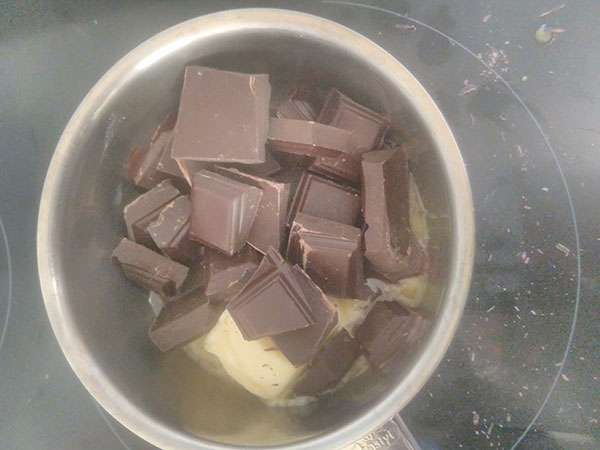 Fondre le chocolat noir
