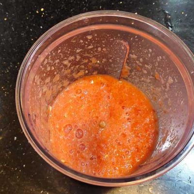 Mixer les tomates et ail 2