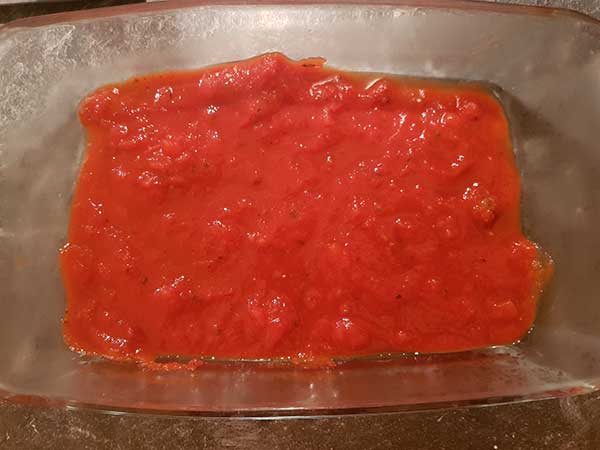verser la sauces tomates 