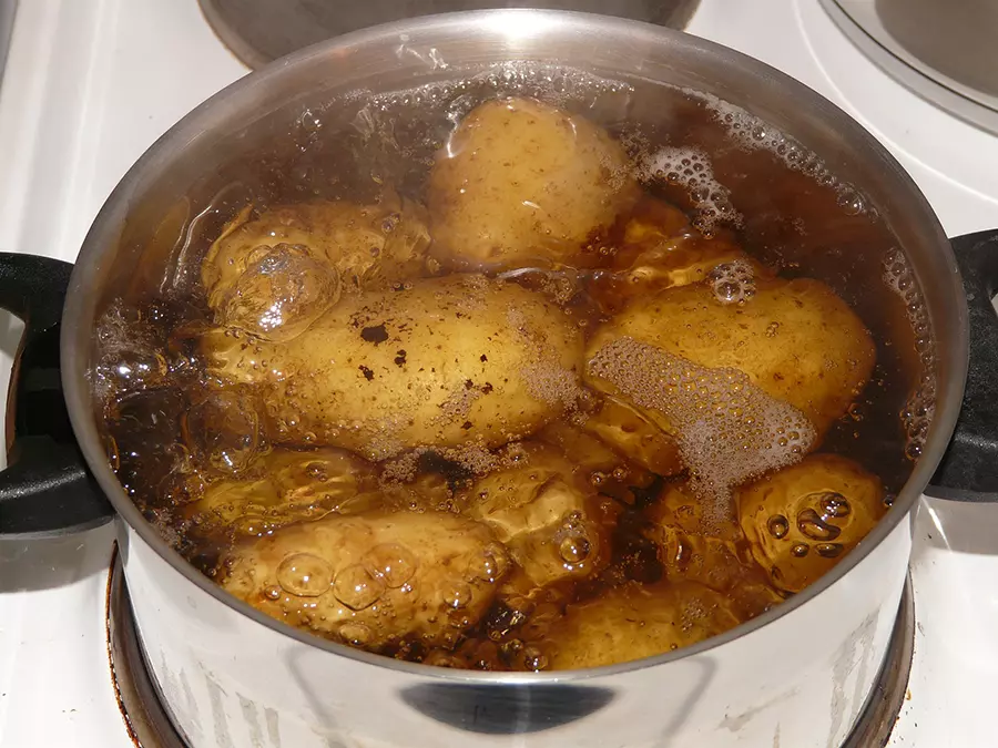 Pommes de terre à l’eau