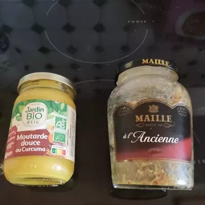 Moutarde au curcuma et moutarde à l'ancienne