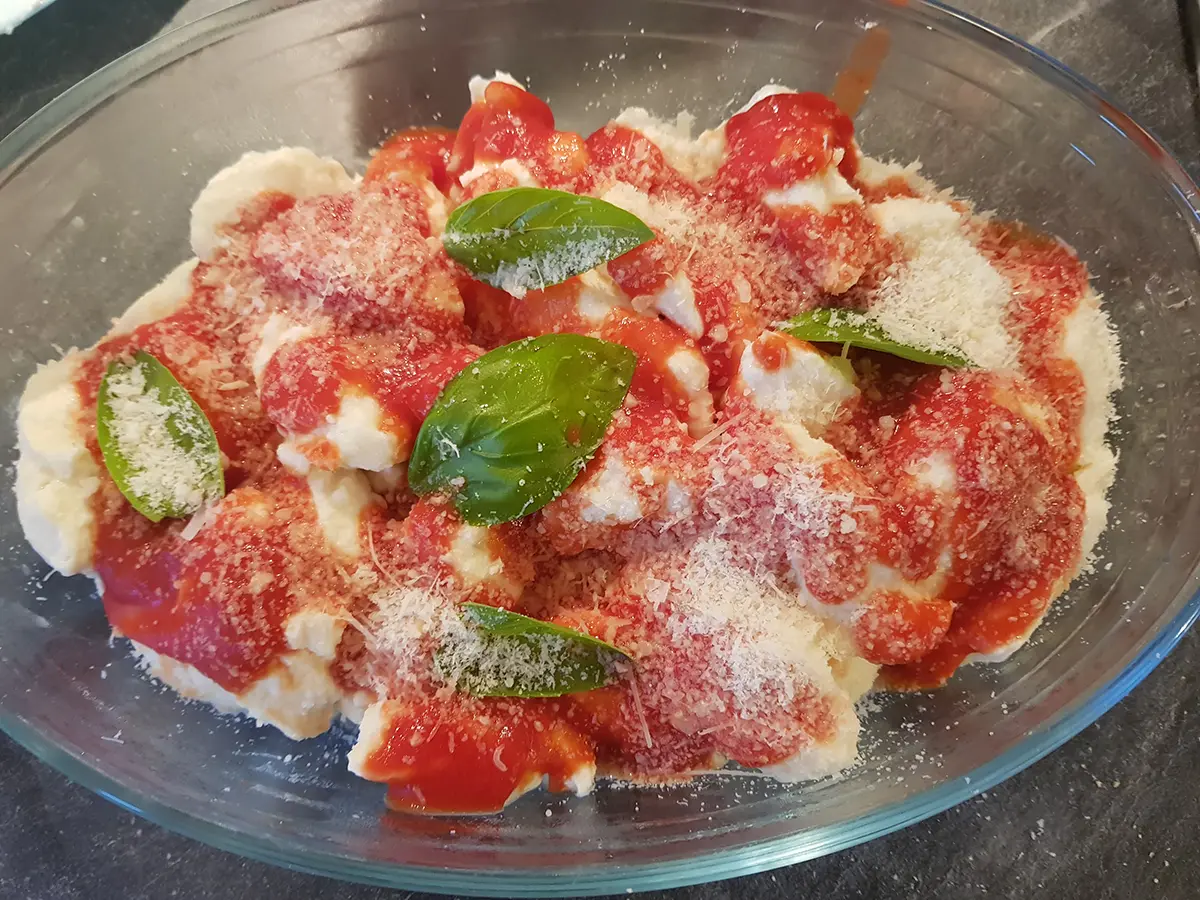 Gnocchi de ricotta à la sauce tomate et parmesan