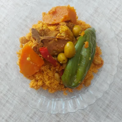 Couscous tunisien à la viande et aux légumes
