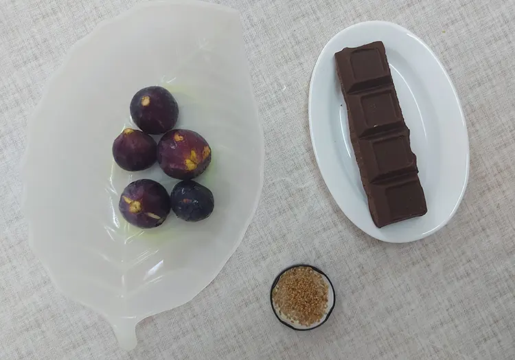 ingrédient figues fraiches au chocolat 