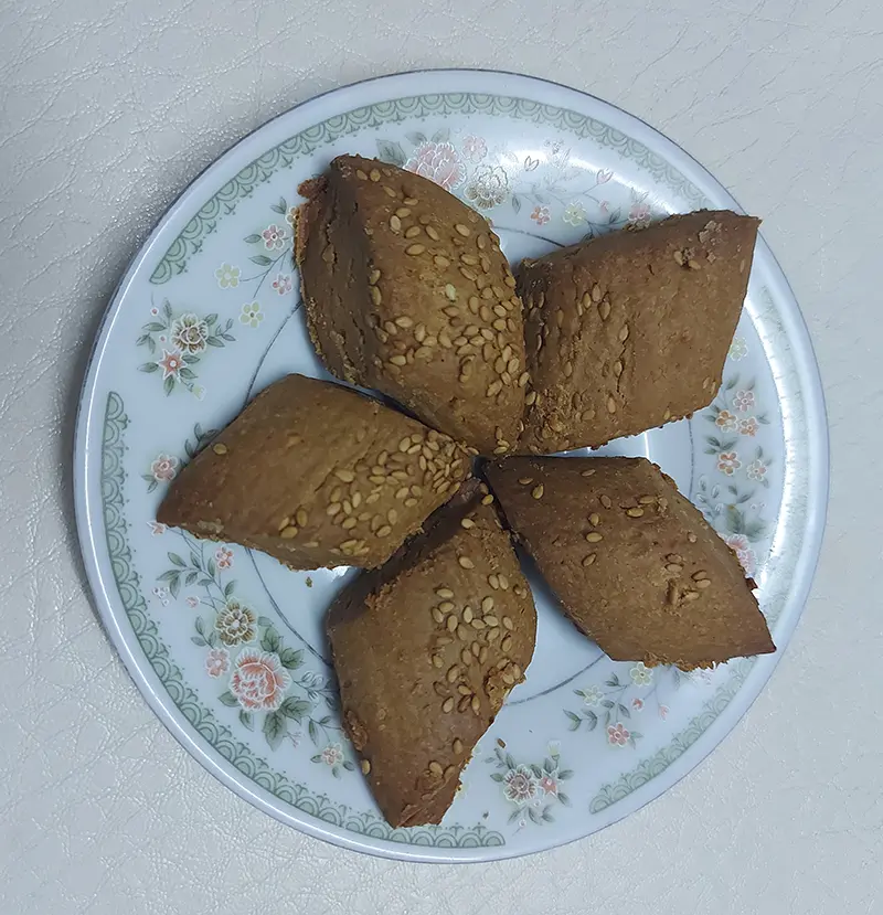 Gâteaux secs à la farine de pois chiches (Homsia)