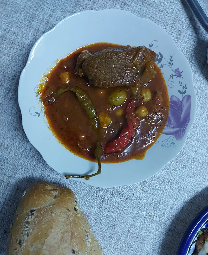 Ragoût de bœuf aux pois chiches (Mermez tunisien)