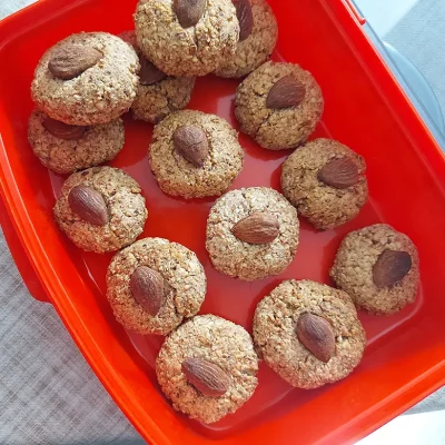 Biscuit sec aux amandes (Frechk Tunisien)