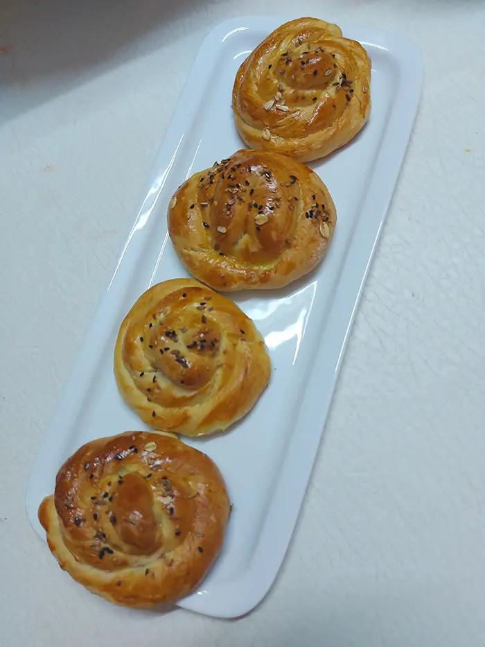 Pain feuilleté turc au beurre (Tereyağlı Çörek)