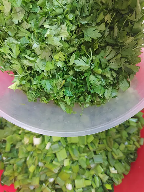 Ajoutez le persil ciselé.