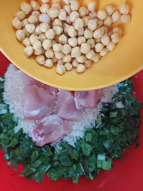 Ajoutez les pois chiches.