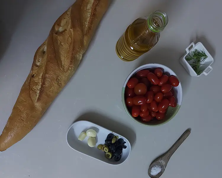 Tomates cerises confites au four