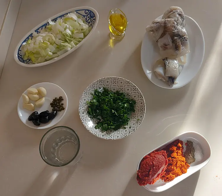 Calamars mijotés à la sauce tomate.