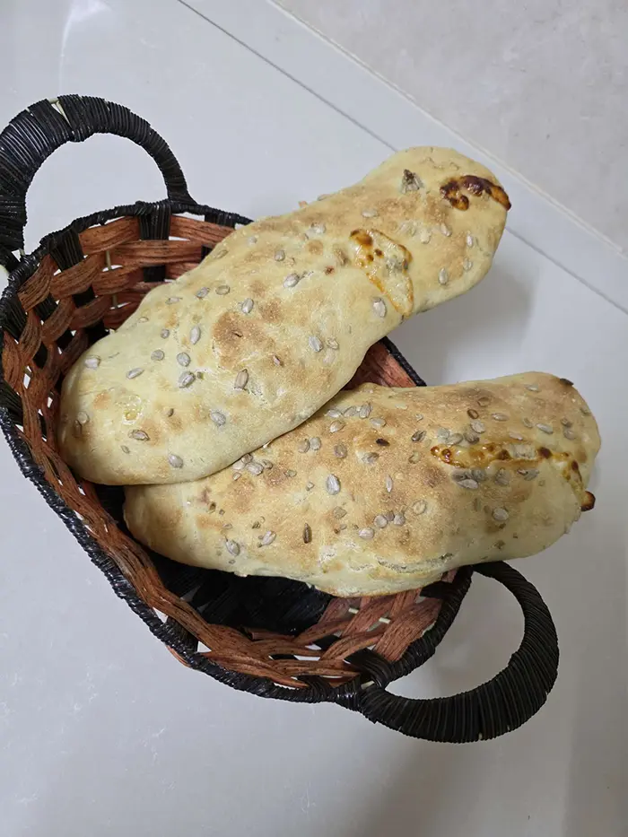 Pain maison aux graines de tournesol