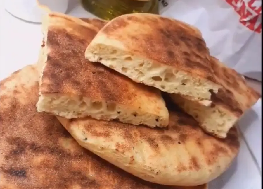 Pain marocain à la semoule, spécial tajine (matlouh)