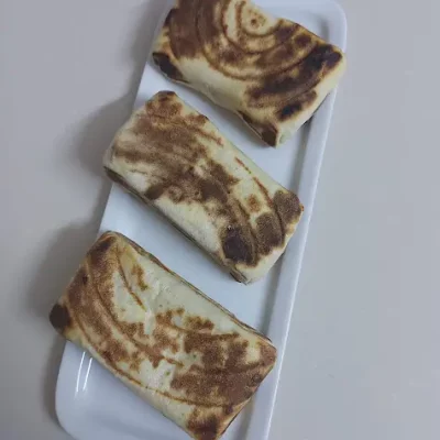 Pain moelleux farci au thon et aux œufs durs