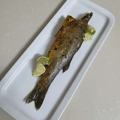 Loup de mer au four à l’huile d’olive
