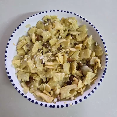 Rfissa tunisienne aux dattes et aux fruits secs